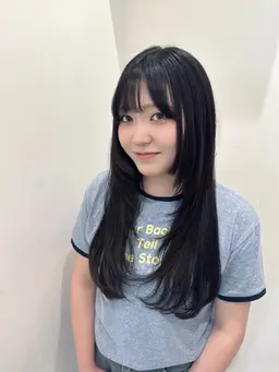 【落ちる黒🖤】偽黒染めカラー+カット+2stepトリートメント💇🏻‍♀️⭐️