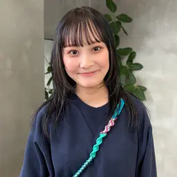 カット➕ハイライト➕カラー　¥20,100​〜​