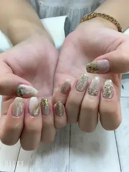 ☆平日限定☆(ジェルオフ込み)ジェルネイル持ち込み画像90アート☆ミディアムネイル☆