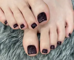 【🌟ミニモ限定🌟】ソフトジェルオフ無料-フットネイル　ワンカラー＋マシーン角質除去