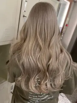 【ケアブリーチ】Wカラー＋TOKIOインカラミTR ¥15,900