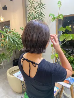 カット＋カラー　(ロング料金→顎下¥550、鎖骨下¥1100、胸下¥2200)