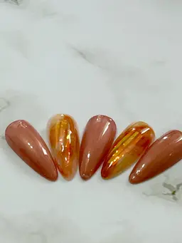 大人シンプルネイル