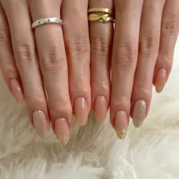 オフなし✨シンプルめなアートがお好みの方に(シンプルなフレンチも可)ナチュラルコース💅