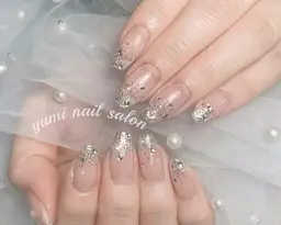 ガラスフレンチorワンホンネイル
