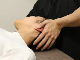 【思わず眠ってしまう💆】ヘッドマッサージで脳の中までじっくりほぐします✨