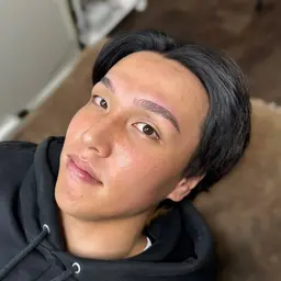 元外資系美容部員が作る💄周りと差をつける垢抜け眉毛✨【初回限定】ハリウッドブロウリフト