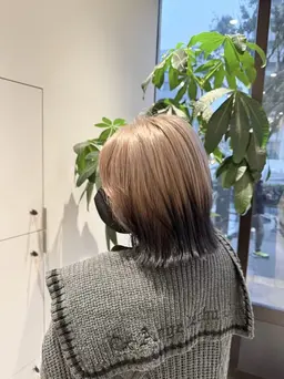 デザインカラー(ブリーチ込)+トリートメント