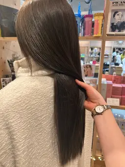 《人気No.2🥈✨️》艶カラー➕顔周りカット➕補修トリートメント