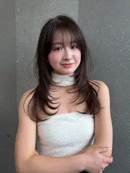 ⚠️迷ったらこちら⚠️韓国レイヤー（ショート、ボブも可）小顔カット＋N.カラー＋スチームトリートメント【白髪染めも可】