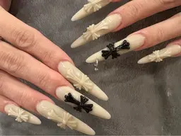 ミニモ限定✝️大流行クロスネイル✝️パーツ4個込み