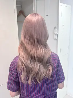 【❣️モデル様限定メニュー❣️】ブリーチ（リタッチor全頭）+カラー+うる艶Tr🫧