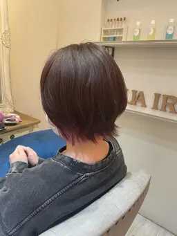 🌈ミニモ限定割引クーポン 🌈デザインカット➕赤み消し透明感アディクシーカラー➕コテ巻きコース❣️