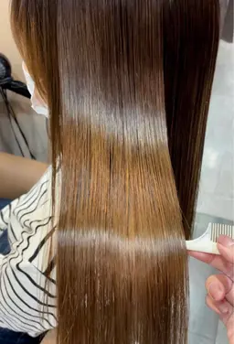 《サラサラ艶々髪に大変身🌟》髪質改善ストレート