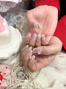 2/28新宿店限定!15時半18時◎グラデ、フレンチ、チェック等手書きokな方🎀