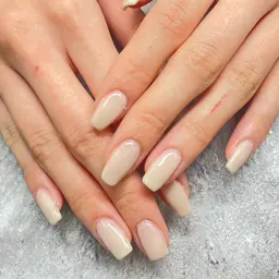 ハンドネイル💅🏻ジェルオフなし！ワンカラー/ラメグラ✨詳細情報確認後のご予約をお願いします。