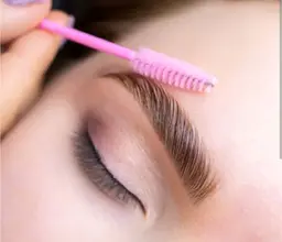 ハリウッドブロウリフト×美眉スタイリングセット(施術時間90分)☆メンズ歓迎☆日時指定あり