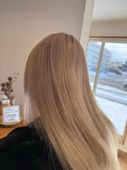 ダブルカラー（ブリーチオンカラー）