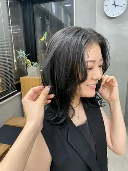 【 土曜 9:30  ／19:00​〜​限定‼️】 カット¥0 ※3cm以上切らせて頂ける方のみになります🙇🏻‍♀️