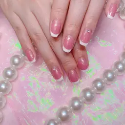 ✨フレンチネイル｜カラーグラ✨ベース色あり