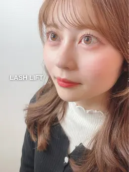 【無添加まつ毛パーマ】美容成分+成長因子配合でパーマをかけながらケア