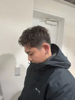 【全員OK】メンズカット＋カラー＋トリートメント／艶感重視¥8000