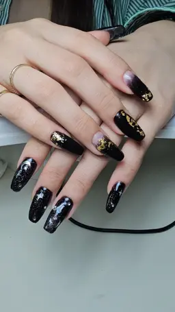 💗フィルインスカルプ➡️ ジェルワンカラー/キラキラからの単純な📢🗓️カレンダーによれば最長 3週間で2色まで