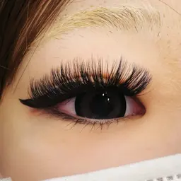 メガボリュームラッシュ つけ放題