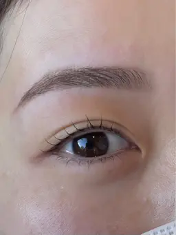 眉カット 眉Wax 眉メイク 間引き