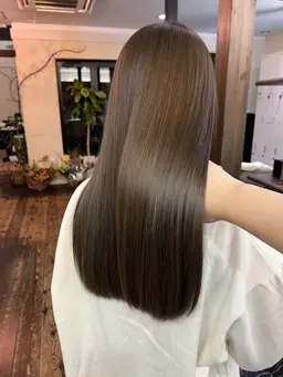 艶カラー【ダメージケアトリートメント付き】