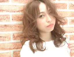 大人気王道👑似合わせカット  シャンプー＋最高級トリートメント✨　シャンプートリートメントご購入の方¥500OFF🌈