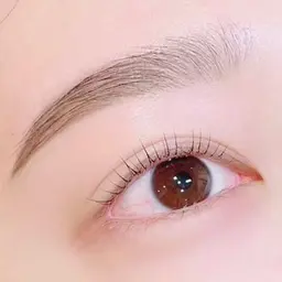 似合わせまつげパーマorパリジェンヌラッシュリフト(上)美容液仕上げ