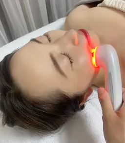 【超小顔★美顔器付き】リフトアップシェービングエステ