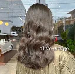 ダメージレスで大人気❣️ブリーチなしダブルカラー＋内部補修トリートメント