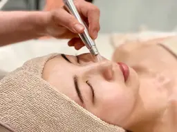 毛穴レス肌☆【顔脱毛】毛穴洗浄+人幹細胞美容液イオン導入