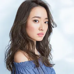 《広がり対策 髪質改善》カット＋酸熱トリートメント（oggiotto8step）