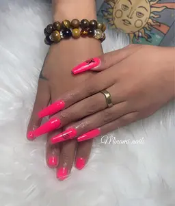 (ジェルオフ無料)員長さ出しチップ＋ワンカラー•	オフ別途時間あり