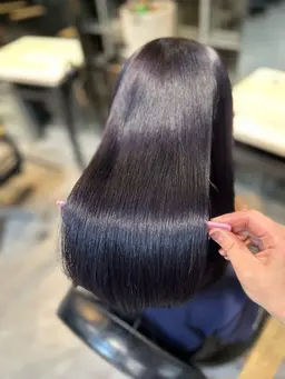 【柔らかい縮毛矯正】✨カット➕艶髪縮毛矯正➕ワンカラー✨自社開発のお薬で自然な仕上がりに🌿