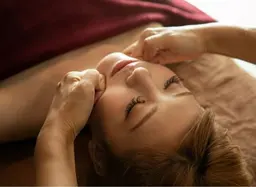 【1番人気】カスタムし放題90分コース🩷¥25000 ➡️ ¥5980🔥🔥小顔コルギ/毛穴洗浄/白玉肌管理🫧