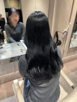 【黒染め無しで暗めに💙】就活＆就職前に✨️暗髪カラー🦋ブルーブラック🦋