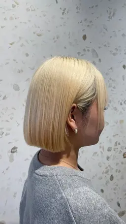 パツッとボブカットモデル