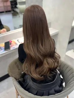 《韓国風ハイトーン💕》根本ブリーチリタッチ＋艶カラー✨＋カット