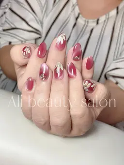 ハンド　アート付け放題💅初回ジェルオフ込み 　再来当店ジェルオフ込み　他店オフ550円