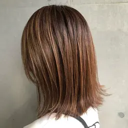 💡ミニモ限定でお得に💡暗く染めない白髪染め✨白髪ぼかしハイライト＋カット＋カラー＋コアミートリートメント