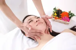 ⭐人気No.1⭐　エステ＋角質＋シートマスクで肌質改善《初心者おススメ🔰》　ニキビ・毛穴・乾燥・赤み肌