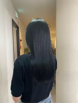 SNSで話題！[髪質改善酸熱トリートメント]✨