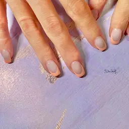 フレンチネイル（カラーベース）