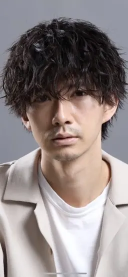 ⭐️カット＋メッシュハイライト＋パーマ⭐️