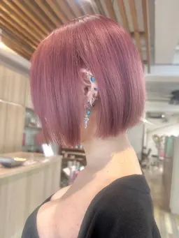 🤍ハイトーンはこれ🤍カット＋ケアブリーチ使用ブリーチカラー＋1stepトリートメント【レイヤーカットも◎】暖色も◎