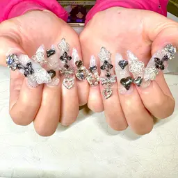 【オフ込み】パーツ10個以上OK♪ ゴテゴテネイル180分定額コース　￥18000